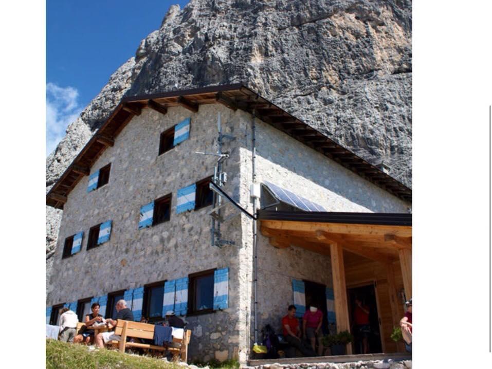Rifugio Velo Della Madonna Hotel San Martino Di Castrozza Eksteriør billede